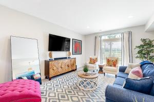 Friendship Creek --- 35058 Dundee St