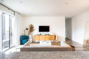 Piedmont Place Suite 301 - Near King Family Vineyards - Mtn Views - 夏洛茨维尔