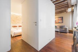 MONTORGUEIL CHARMING APARTMENT
