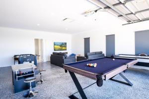 Parrearra Paradise On The Water With Water Slide