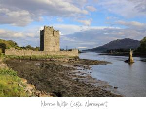 Narrow water house