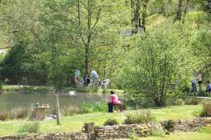 Les Chalets Du Moulin Du Chatain 3 : photos des chambres