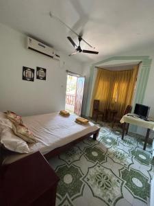 LUCY DORES GUEST HOUSE