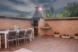 Entrada Río Lobos - 圣莱奥纳尔多德阿格