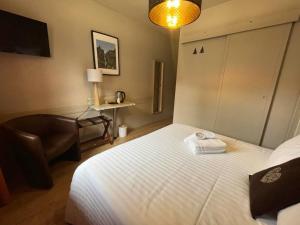 Hotels Hotel La Rencluse : Chambre Standard Lit Queen-Size