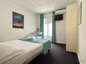 小宫殿酒店 - 勒卡内