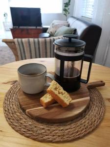 Seaside Respite Main road apartment