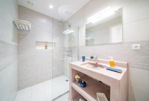 Villa White High-Standing - Breakfast