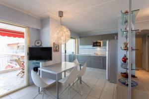 A2 - 1 BDR Antibes Sea & Port View - AC, Garage & Terrace