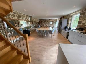 Maisons de vacances Moulin du Gast 35pers SPA Billard Baby-foot : photos des chambres