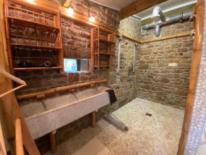 Maisons de vacances Moulin du Gast 35pers SPA Billard Baby-foot : photos des chambres