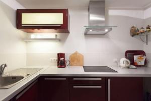 Appartements A8 - 2 BDR Duplex Remparts Heart of Old Antibes : photos des chambres