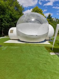 Tentes de luxe Nuit insolite dans une bulle avec jacuzzi privatif : photos des chambres