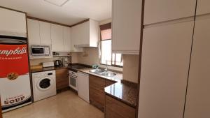 Ático con terraza y 2 habitaciones en casco antiguo