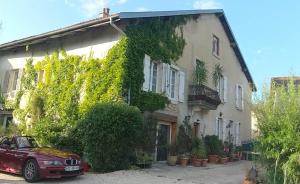 Maisons d'hotes A la Grenouille du Jura : Chambre Double