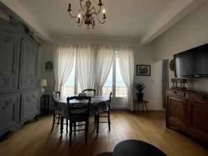 Appartements Vue mer, 2 chambres et 2 SDB. : photos des chambres