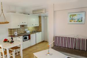 One-Bedroom Apartment (2 Adults + 1 Child) room in Aktea Beach Village