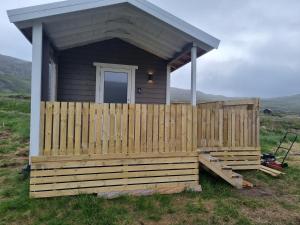 Hvammur 6 with private hot tub