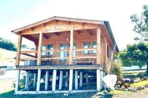 Chalets Bright chalet with garden and gulf view : photos des chambres