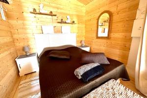 Chalets Bright chalet with garden and gulf view : photos des chambres