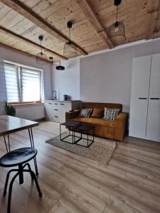 RIVER HOUSE