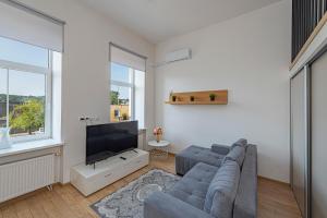 New Town loft apartment with air conditioning by Polo Apartments