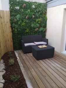 Studio zen au calme avec piscine partagée