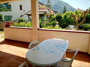 Casa con Giardino e Terrazzo vicino al Mare