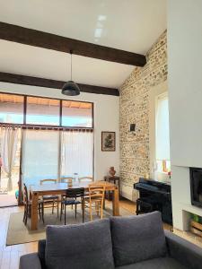 Maisons de vacances Magnifique demeure de charme ! : photos des chambres