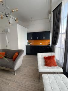 Salt Life Modern Apartment