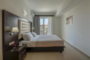 Two-Bedroom Apartment room in Castro Beach Hotel