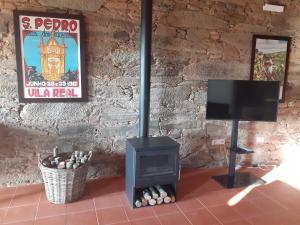 Casa de Trás-o-Muro