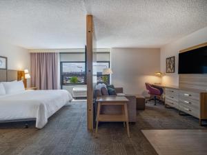 Staybridge Suites Chicago OHare - Rosemont by IHG