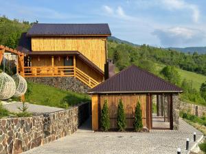 Садиба Трембіта з сауною та чаном