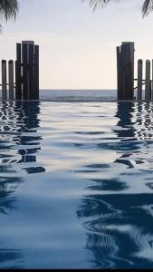 Casa Rústica, Sofía, Frente al mar en Puerto Arista