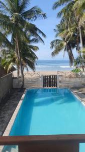 Casa Rústica, Sofía, Frente al mar en Puerto Arista