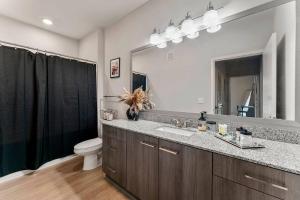 East Atlanta Retreat Haven of Fun and Comfort!