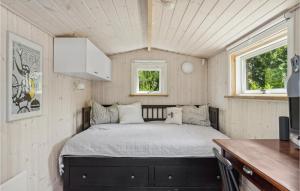 Beautiful Home In Vejby With Wifi