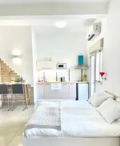 Bat Galim - by the sea - Bat Gallim