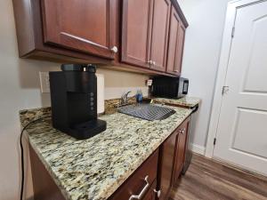 Cozy Studio at the Historic Inman