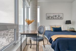 2 Bedroom, 2 Bath Stunning Condo - heart of Kitchener Downtown