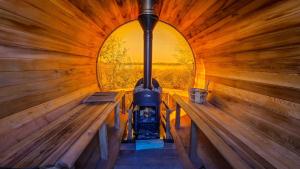 Refuge Bays Aqua Tiny Home - Luxury Off Grid Escape