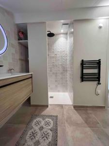 Appartements Casa Mariuccia au coeur du village ALGAJOLA : photos des chambres