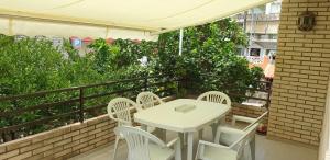 Casa Hurtado de Mendoza grande