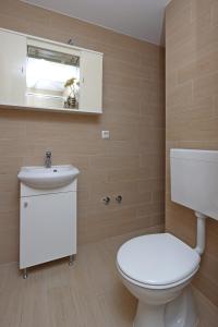 Family-friendly apartments with swimming pool Novalja, Pag - 213