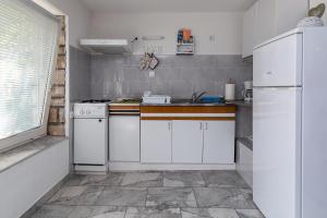 Family-friendly apartments with swimming pool Novi Vinodolski - 2419