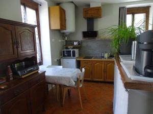 Maisons de vacances Gite Ligny-le-Ribault, 1 piece, 2 personnes - FR-1-590-270 : photos des chambres