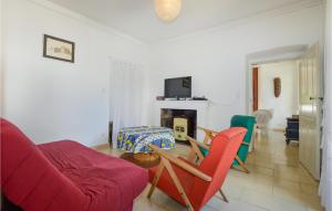 1 Bedroom Lovely Apartment In Ghisoni