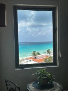 Solymar Cancún beachfront condos
