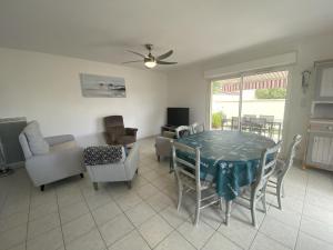 Maison récente calme à Fouras, près de la mer, 3 chambres, terrasse, garage et parking - FR-1-709-40